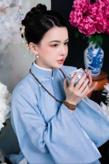 Dân Quốc Thiếu Nữ Phong Thủy Sư