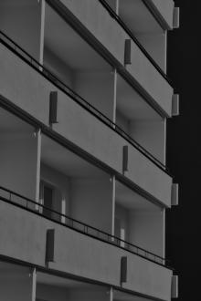 Ký Túc Xá Chết Chóc