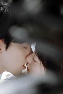 Bạn Trai Cũ Còn Yêu Tôi