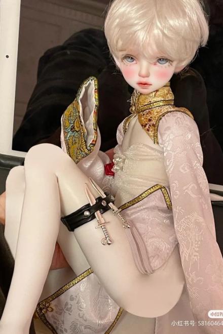 Sau Một Sai Lầm, Ta Bị Ràng Buộc Với Hệ Thống Hồng Nương