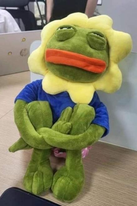 Thập Niên 70: Anh Chồng Sĩ Quan Chưa Ngỏm Á? Tiểu Thư Tư Bản Mang Bé Con Theo Tòng Quân!